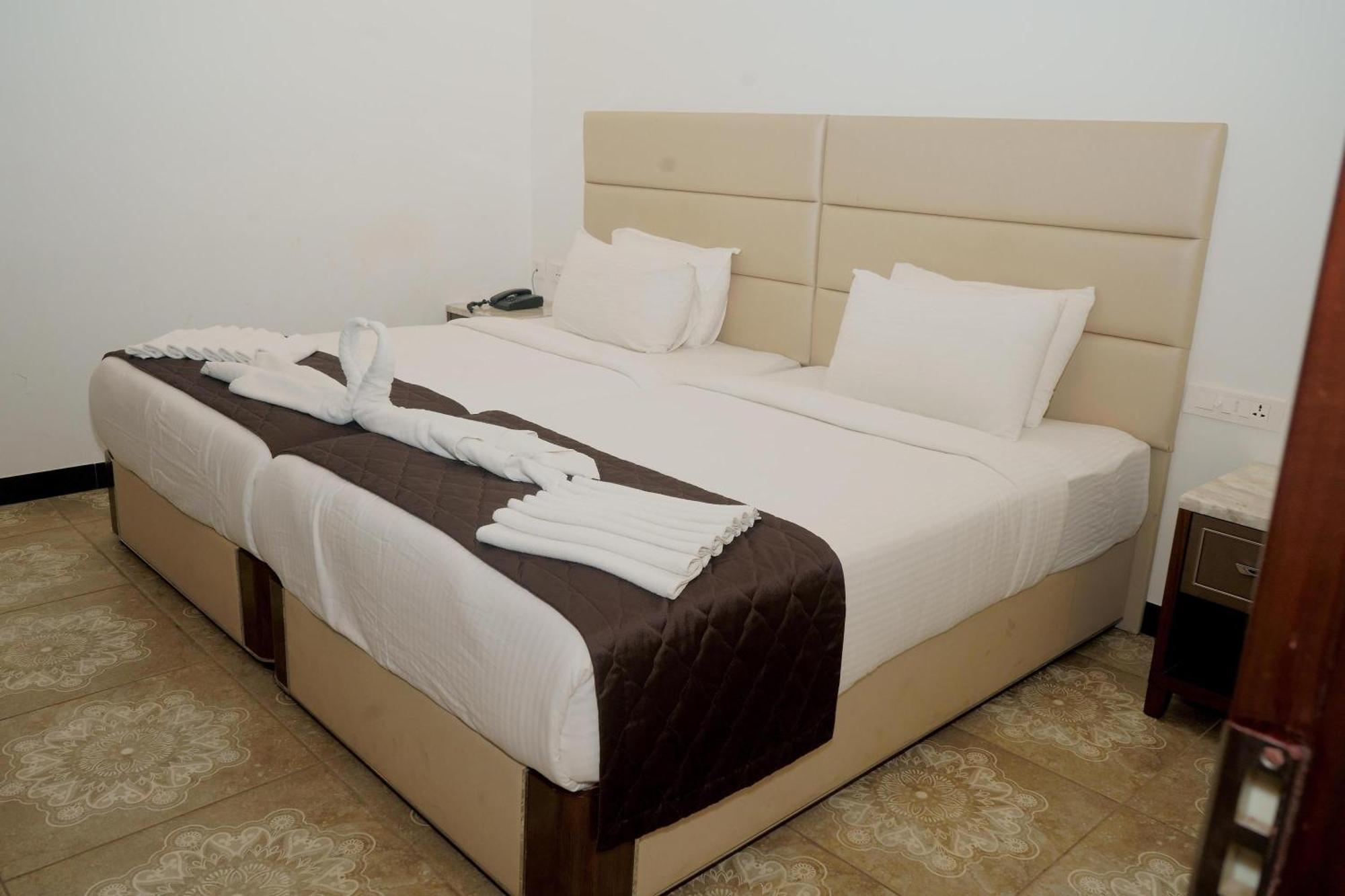 Geo Hotel Pondicherry Exterior photo